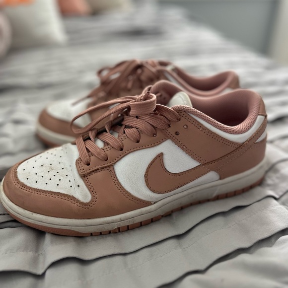 Nike Shoes - Nike Dunk Low